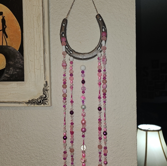 Ouija Planchette Horseshoe crystal and gkass beaded suncatcher. Pinks! - Picture 3 of 16